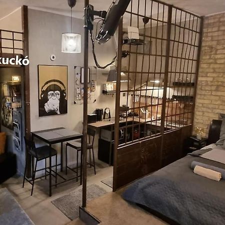 Apartamento Urban In Old Town Kecskemét Exterior foto